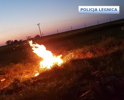 Legnicka policja przypomina, że wypalanie traw jest zabronione