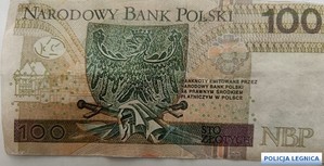 podrobione pieniądze