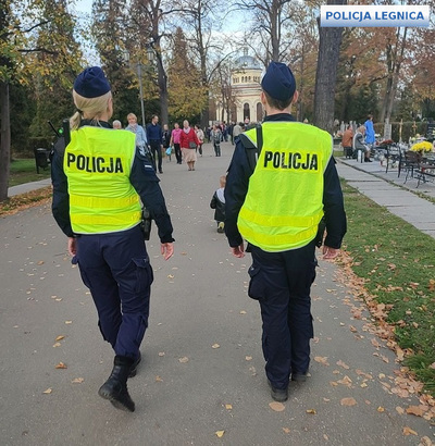 Zbliża się "Wszystkich Świętych". Zabezpiecz mienie przed kradzieżą