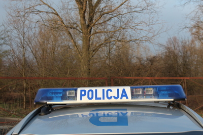 Międzynarodowy Dzień Grzeczności za Kierownicą – legniccy policjanci apelują o kulturę na drodze