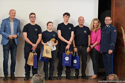 Legnicka młodzież na podium III Dolnośląskiej Olimpiady Klas Policyjnych