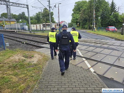 Wspólne działania profilaktyczne Policji i Straży Ochrony Kolei w rejonie infrastruktury kolejowej