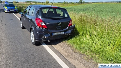Nietrzeźwy z dożywotnim zakazem sądowym spowodował kolizję i uciekł z miejsca zdarzenia
