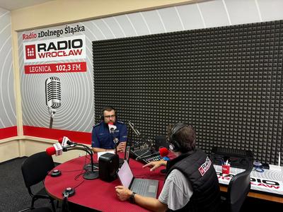 Policjanci dbają nie tylko o porządek, ale przede wszystkim o bezpieczeństwo dzieci