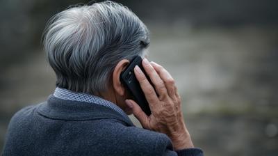 Czujność seniorów coraz częściej udaremnia próby oszustów