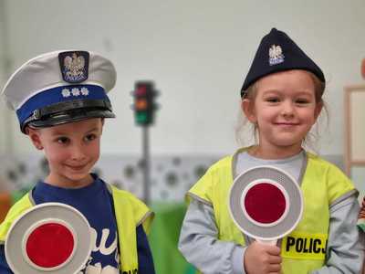 Policjantka z legnickiej drogówki o bezpieczeństwie wśród najmłodszych
