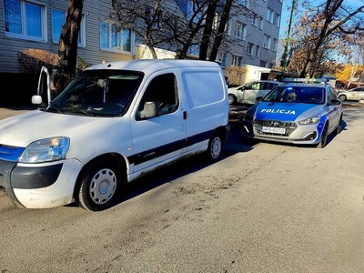 Posiadał narkotyki oraz kierował pojazdem pod ich wpływem