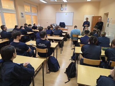 Policyjna droga do służby, spotkanie z maturzystami klas policyjnych