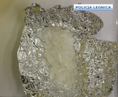 Nerwowe zachowanie zwróciło uwagę policjantów. Przy mężczyźnie znaleziono narkotyki