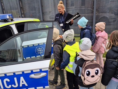 Wizyta najmłodszych w Komendzie Miejskiej Policji w Legnicy