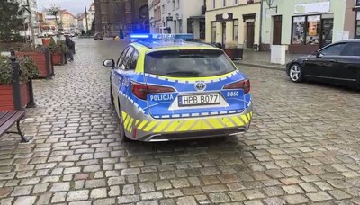 Kolejny kierujący z dwoma sądowymi zakazami i decyzją o cofnięciu uprawnień